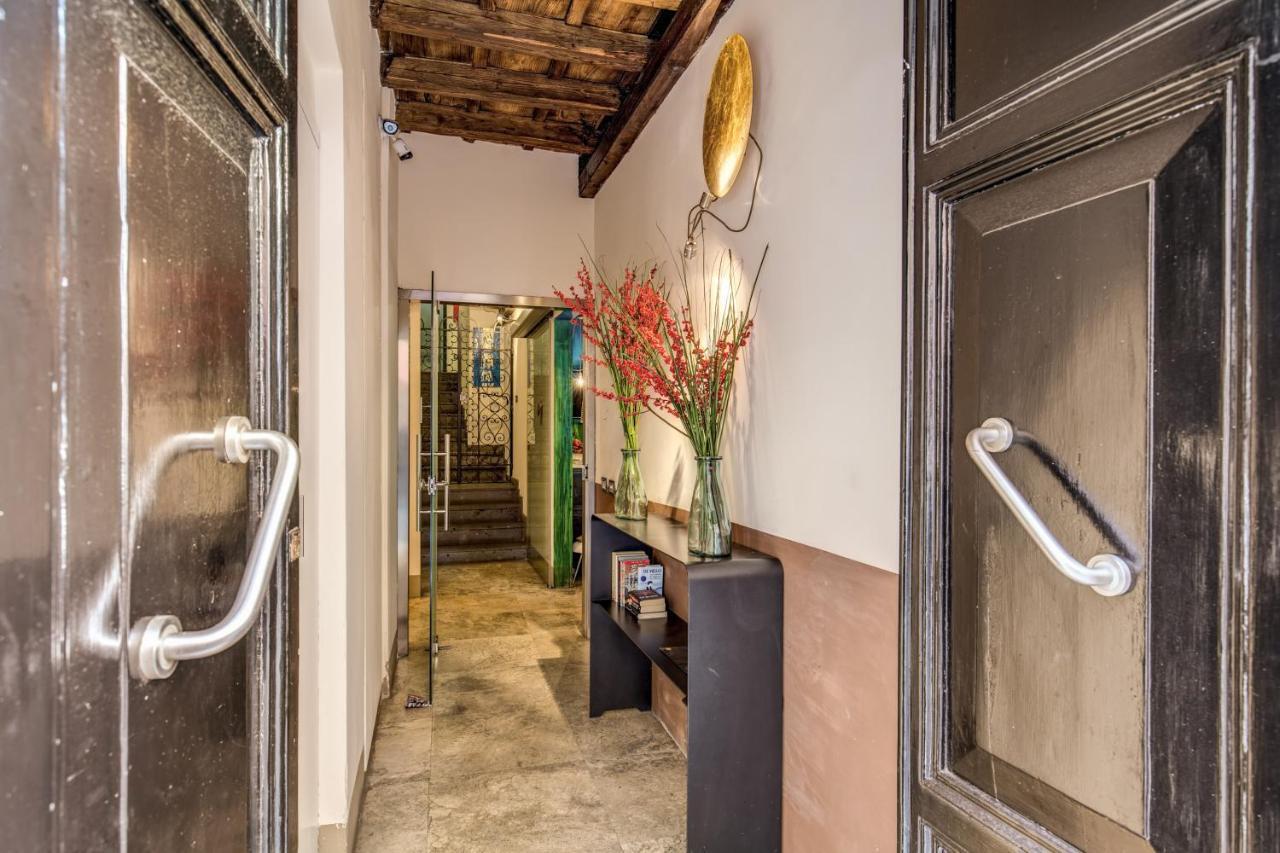 ホテル Casa Argileto ローマ エクステリア 写真